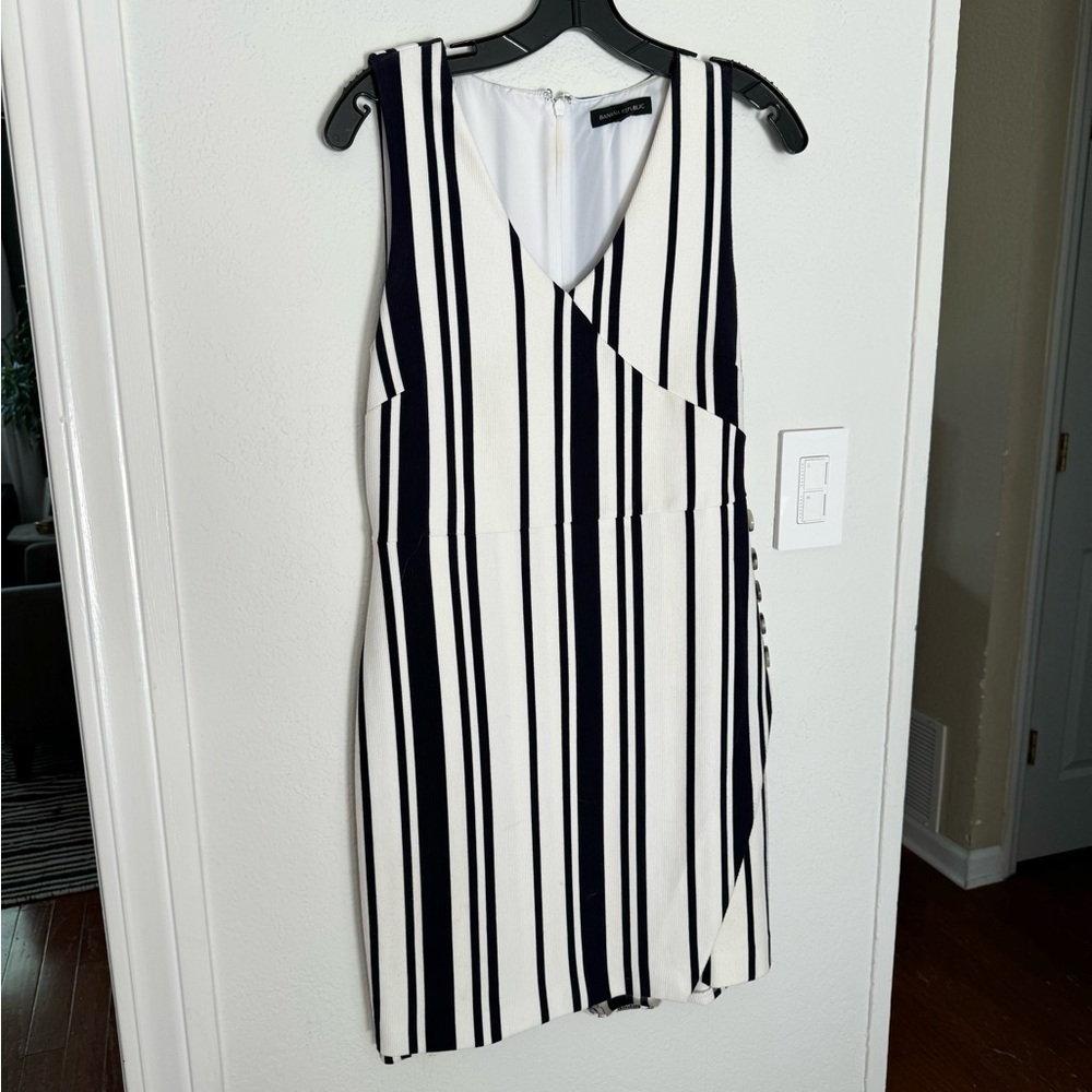 Banana Republic white & Navy Stripped Lined Dress, 4